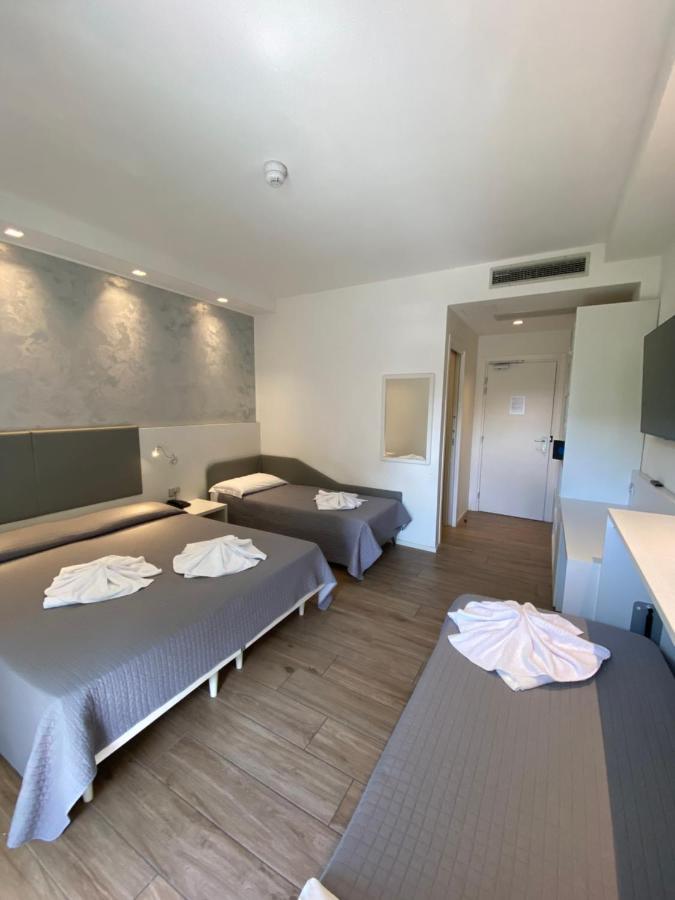 Hotel Aldebaran Лідо-ді-Єзоло Екстер'єр фото