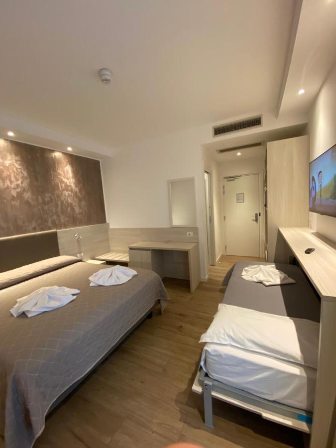 Hotel Aldebaran Лідо-ді-Єзоло Екстер'єр фото
